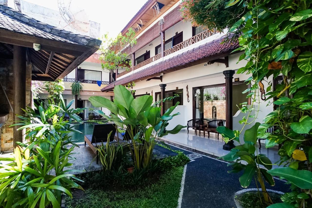 Taman Ayu Legian Hotel Esterno foto